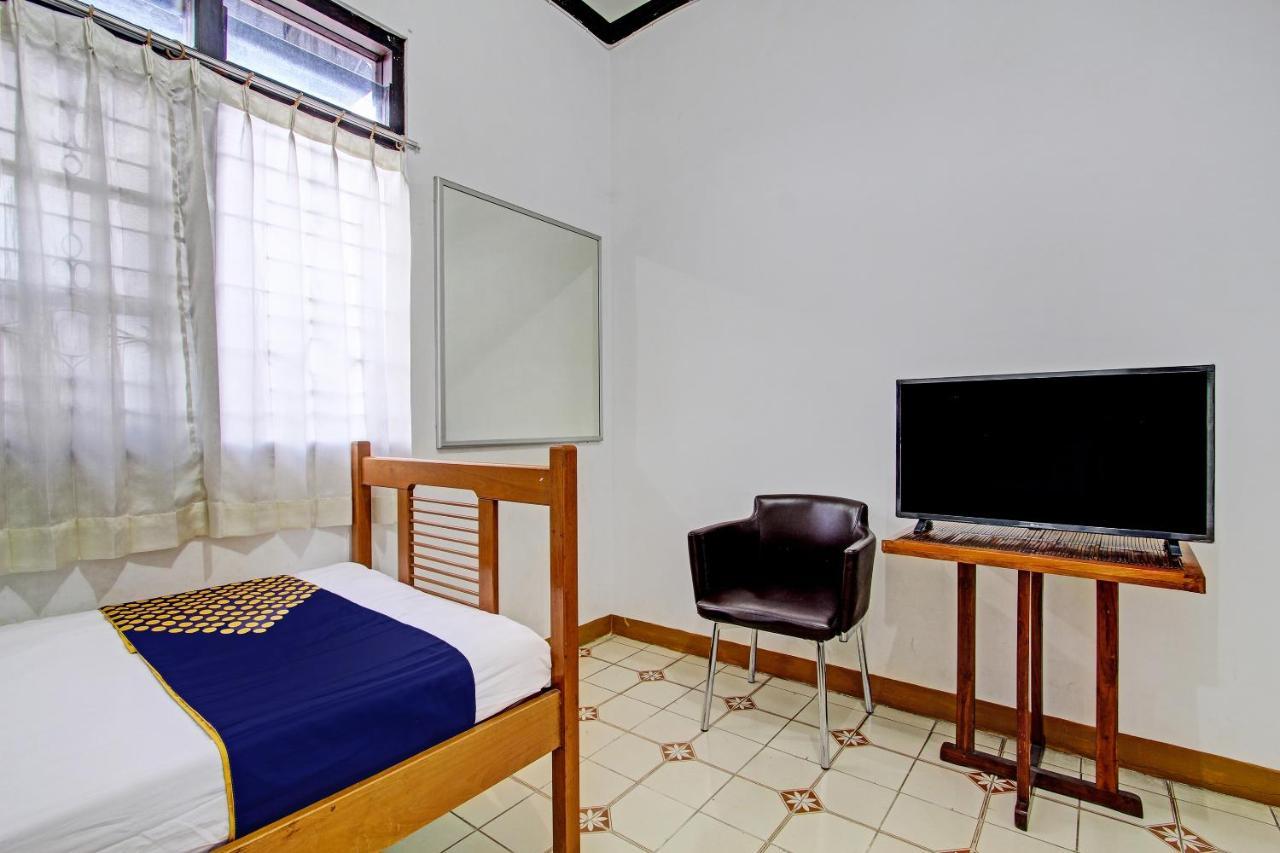 Spot On 92623 Mw 46 Guesthouse Pakualaman エクステリア 写真